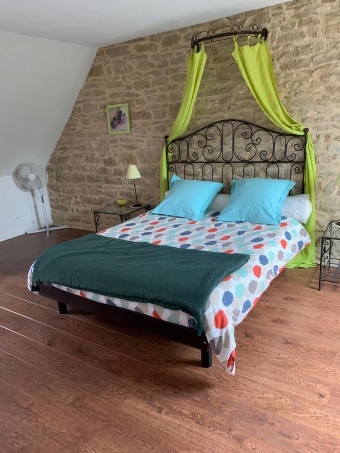 Bed and Breakfast La Ferme D'Aristide Saillenard Exterior foto
