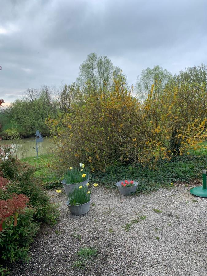 Bed and Breakfast La Ferme D'Aristide Saillenard Exterior foto