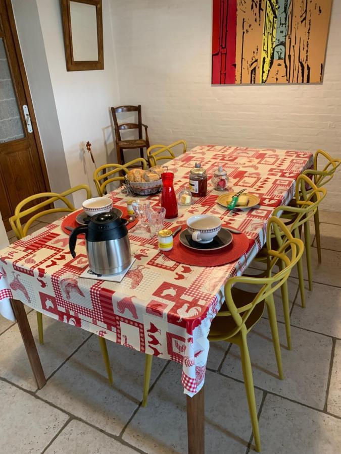 Bed and Breakfast La Ferme D'Aristide Saillenard Exterior foto