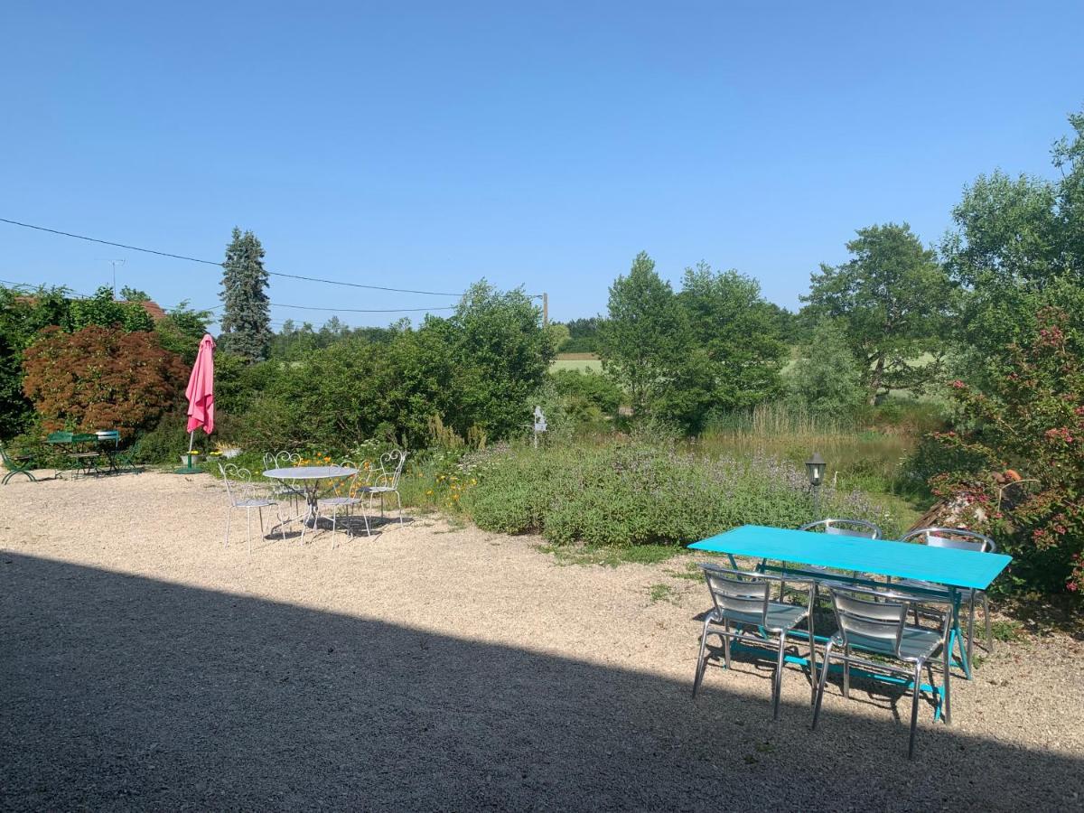 Bed and Breakfast La Ferme D'Aristide Saillenard Exterior foto