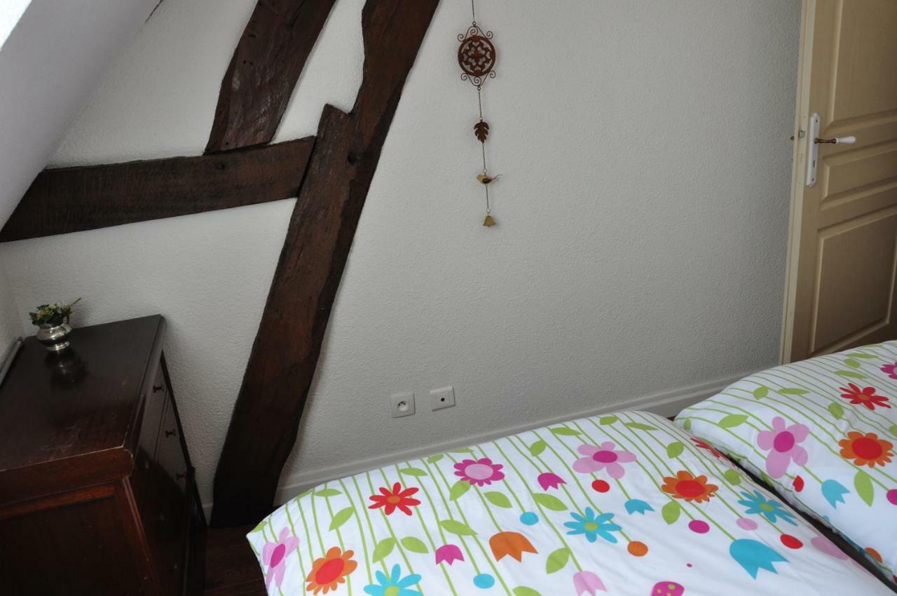 Bed and Breakfast La Ferme D'Aristide Saillenard Exterior foto