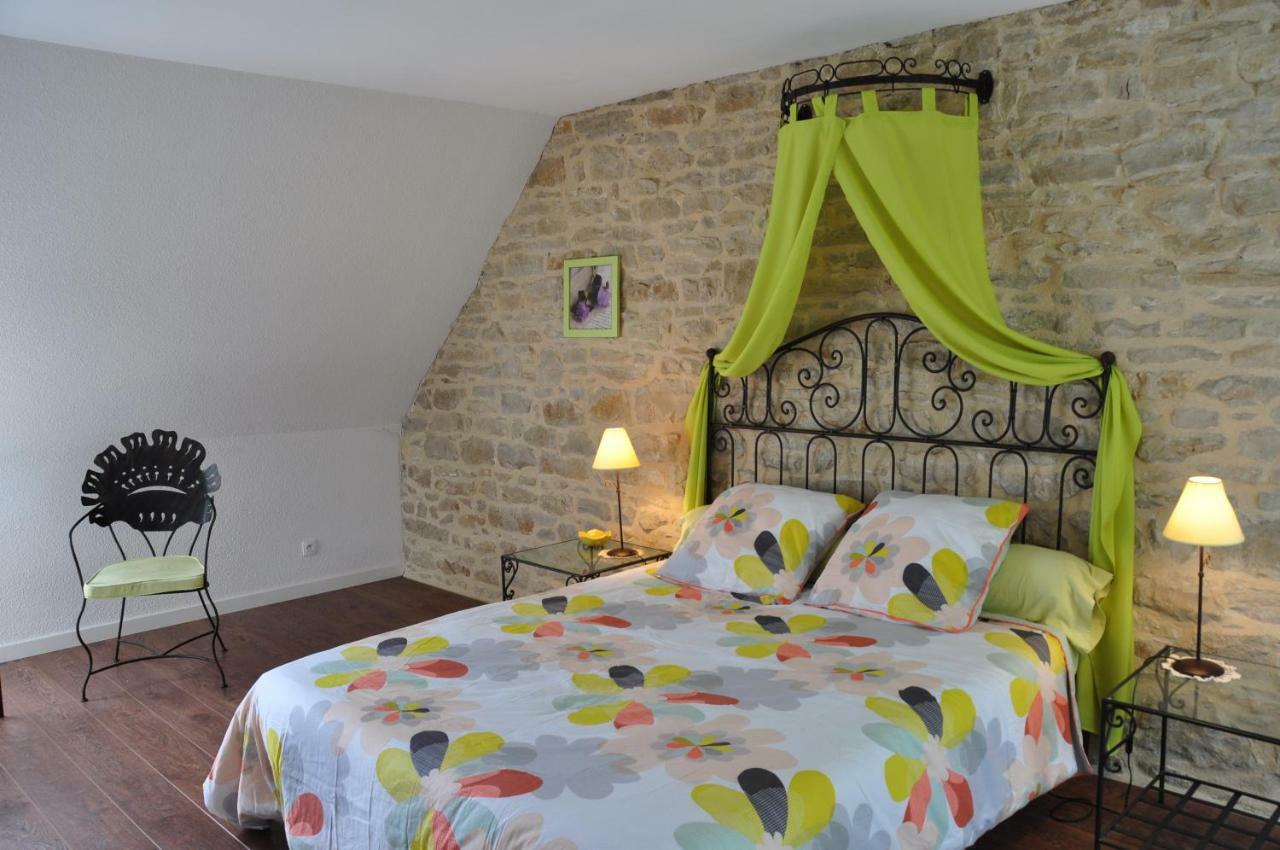 Bed and Breakfast La Ferme D'Aristide Saillenard Exterior foto
